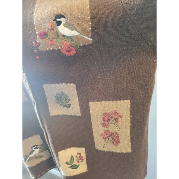 Croft & Barrow patchwork cardigan sweater featuring embroidered nature scenes 2X - Picture 7 of 14